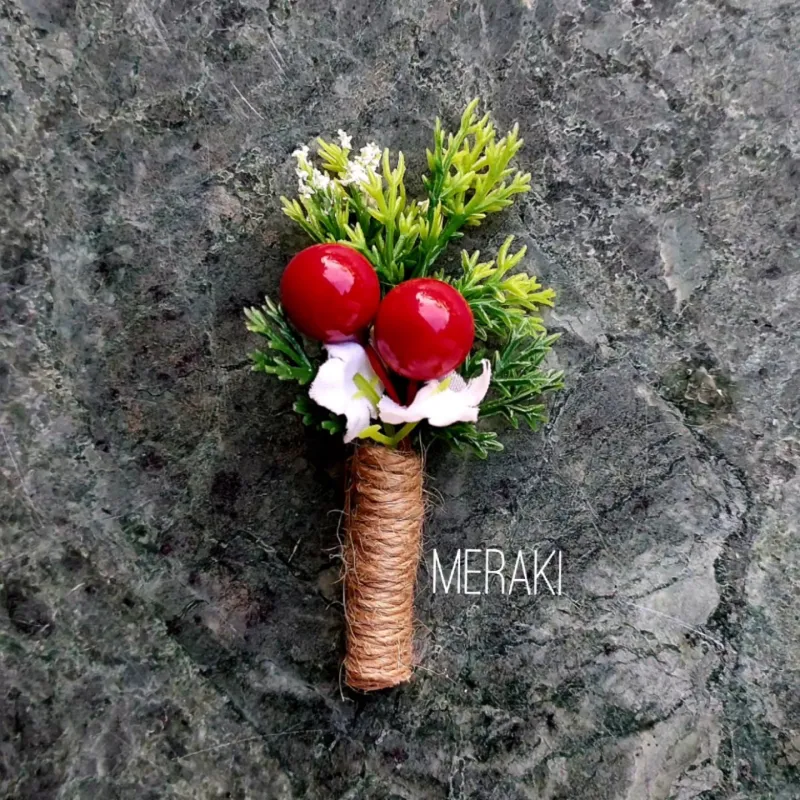 Simple little boutonniere for the page boy